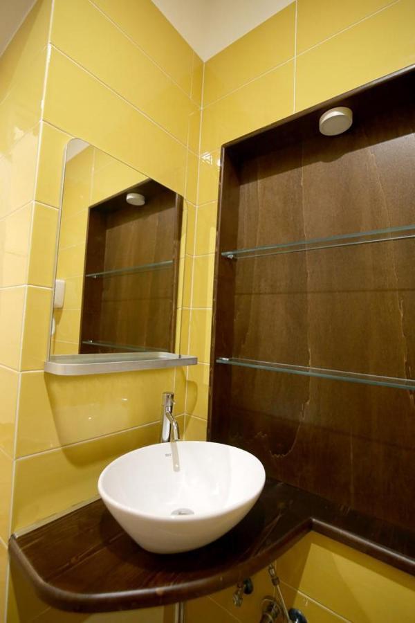 מלון נאפולי Antica Residenza Fusco מראה חיצוני תמונה
